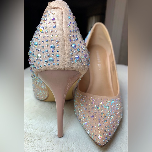Pink Jeweled pumps by Madden Girl - Picture 2 of 4
